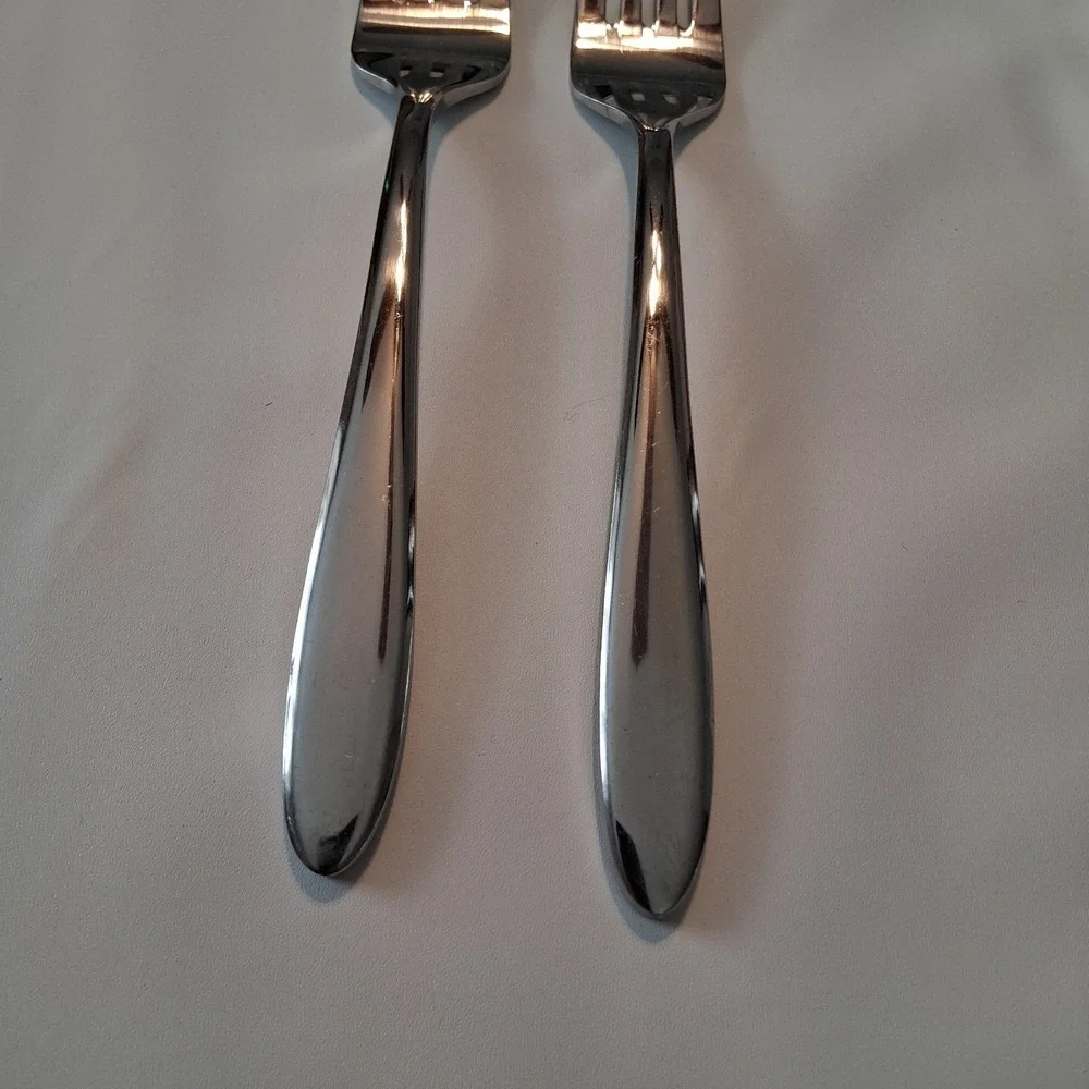 Oneida Dinner Forks Stainless‎ Flatware Glossy Heavyweight Set Of 2 89-213 8